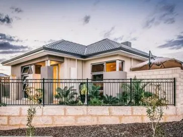 *** OCEAN BREEZES ***