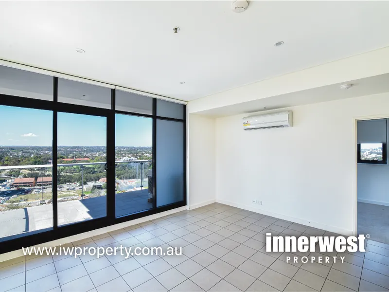 PARRAMATTA CITY LOCATION WITH EXTENSIVE VIEWS