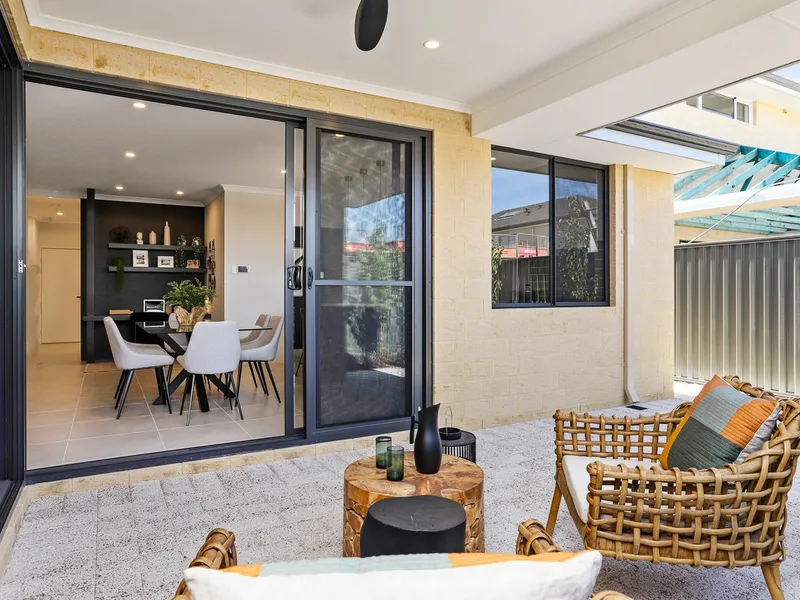 Beachside Family Home in Perth's fast growing Southern Corridor - 17.6%* annual growth!