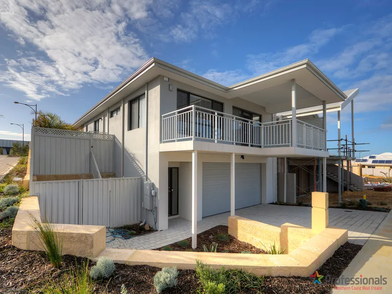 BEACH SIDE LIVING !