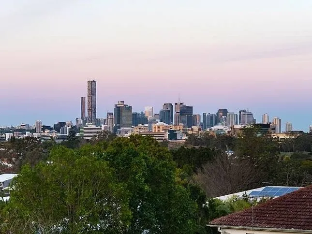 Rooming accommodation in the heart of Toowong! - ALL BILLS INCLUDED!
