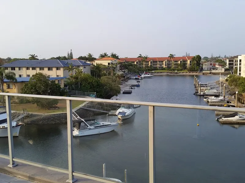 Rooftop Penthouse Apartment - Fabulous Entertainer