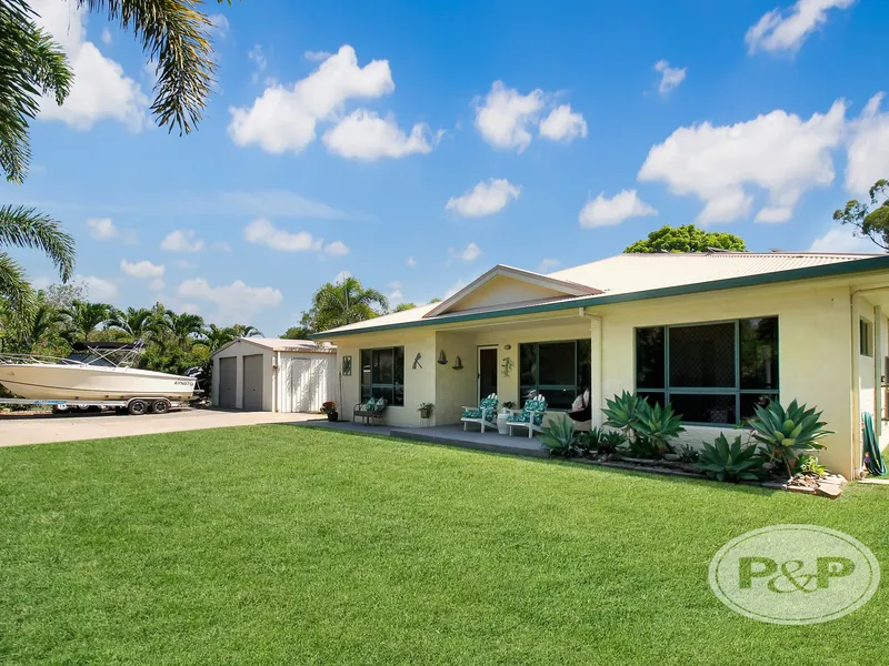 LOVELY FAMILY PARADISE, POOL, SHED, SOLAR ON 4491M2