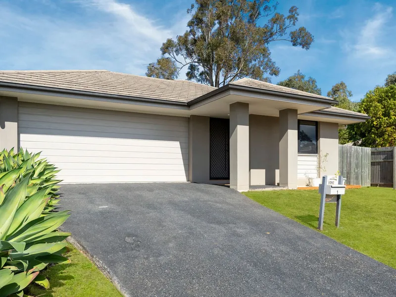 Immaculate Family Home in Prime Location!