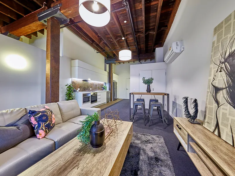 Beautifully Restored Warehouse Apartment