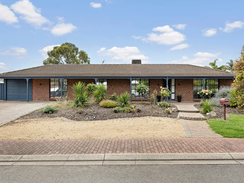 FRESH, FEATURE FILLED, FAMILY HOME!