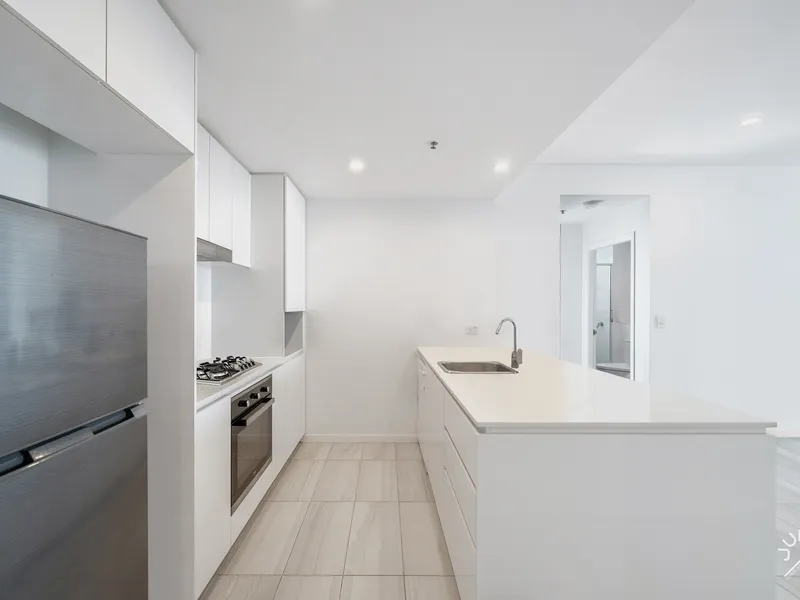 Functionality Meets Sophistication: Top Floor 2 Bedroom in 'Aqua' Newstead