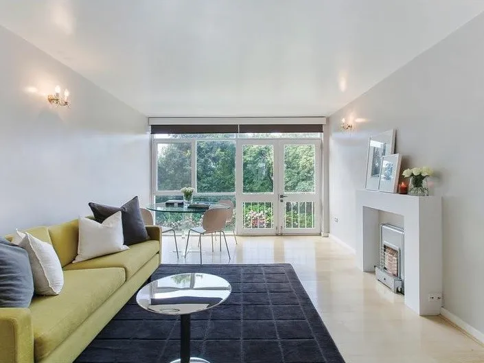 'Burndale Close': Exquisite Armadale Oasis