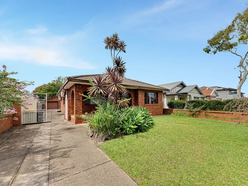 Well-Maintained Family Home on Desirable Street Close to Everything