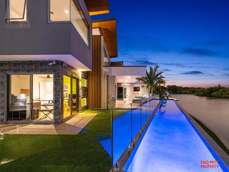 Modern Bespoke Waterfront Masterpiece!