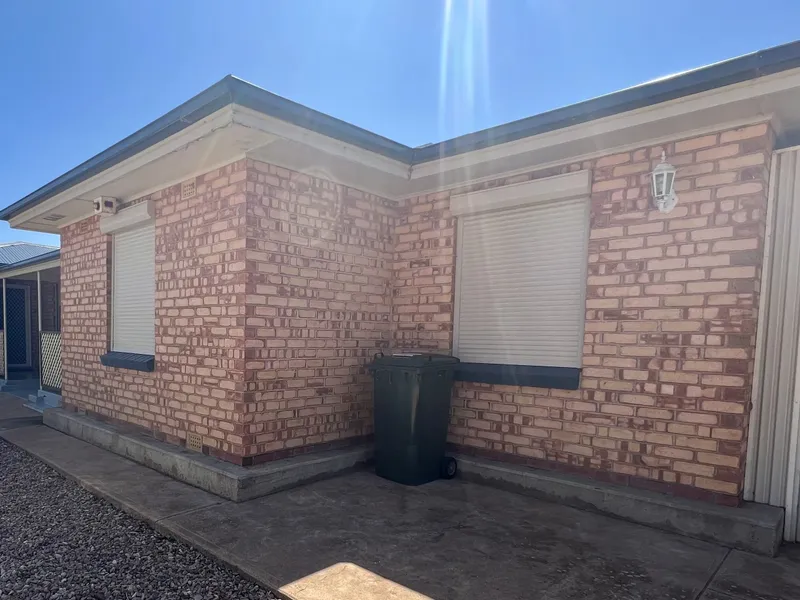 UPGRADED DOUBLE MAISONETTE ON ONE TITLE