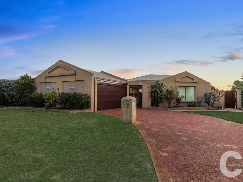 Live The Coastal Dream!!