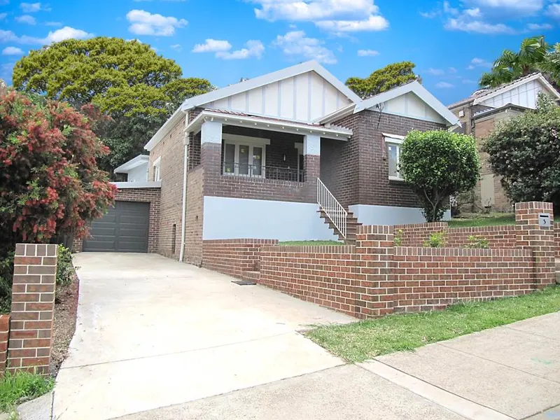 Fully Renovated Three Bedroom Family Home - Private Inspections Welcome