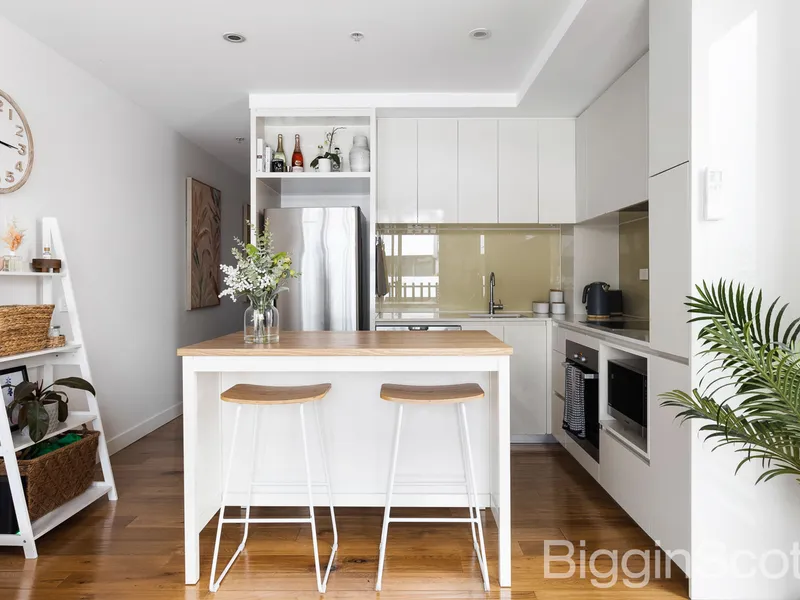 Beachside Paradise with Absolute Convenience