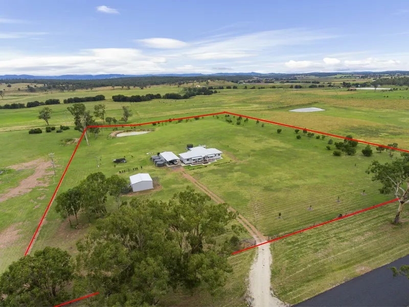 HEY, ARE YOU SEEKING THAT UNREAL, ACREAGE LIFESTYLE...