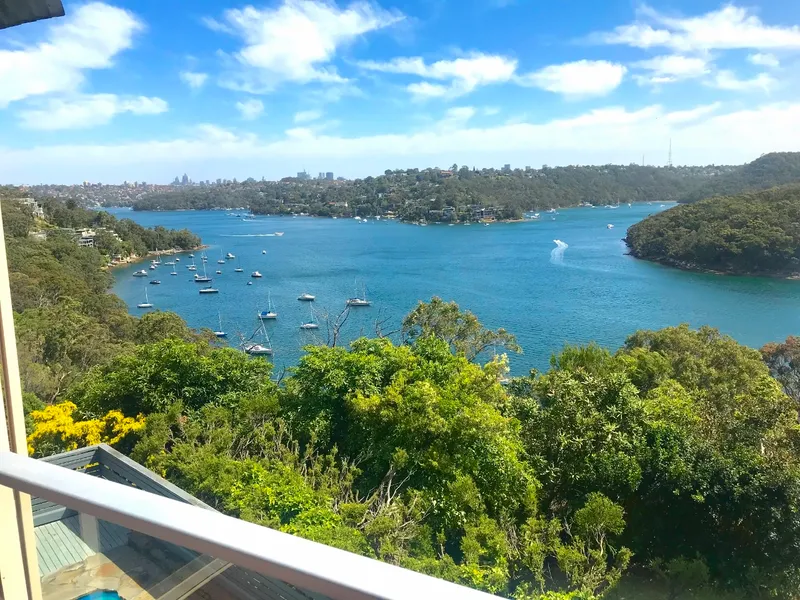 DEPOSIT PAID Relaxed, Harbourside Beauty, Large Family Home with Pool