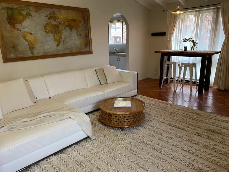 2X1 UNIT BOASTING GREAT VALUE, SECURITY AND LOCATION!