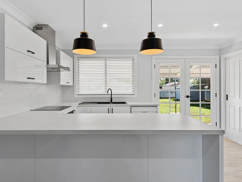 Beautifully Renovated Family Entertainment - What Are You Waiting For?