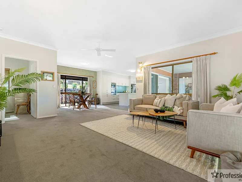 An Oasis in a cul-de-sac –Single Level Home