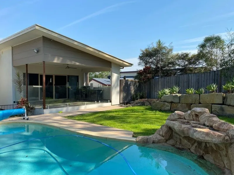 Luxurious Family Oasis with Chef's Kitchen, Media Room, and Pool