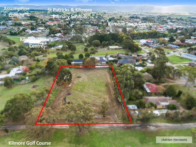 Over an Acre In The Heart Of Kilmore
