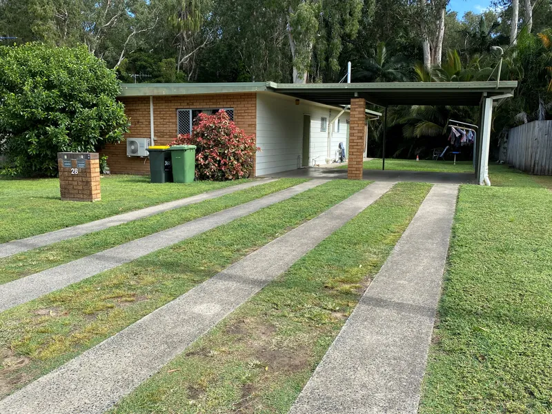 Fully Air-conditioned, Low set and Great Location