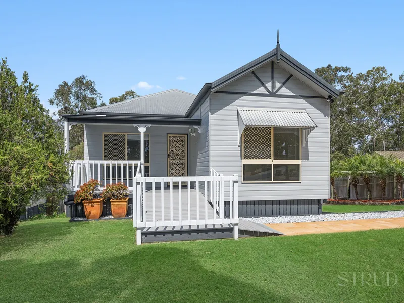 Stunning 3-Bedroom, 2-Bathroom Modern House with a Spacious Yard!