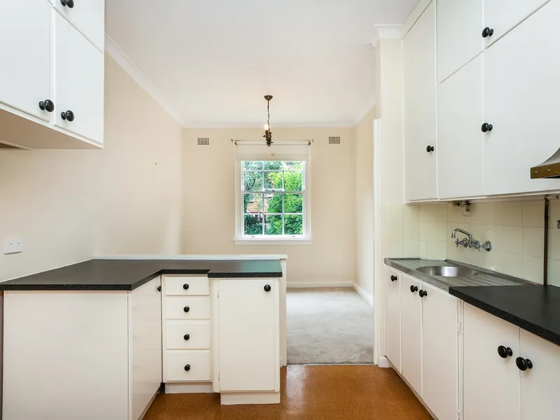 1 x week rent free! Great value apartment 