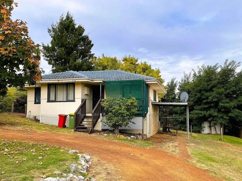 Quaint Bridgetown Cottage