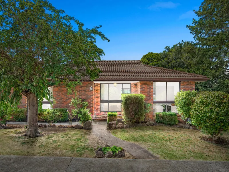 Superb And Spacious Single Level Living