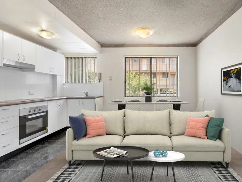 Light & Bright One-Bedroom Apartment In Great Location!