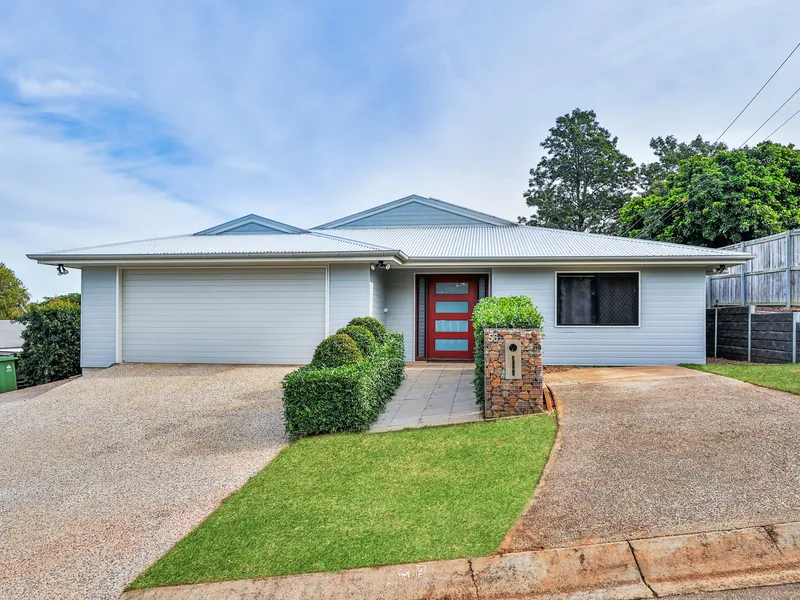 Newly Renovated Builders Home