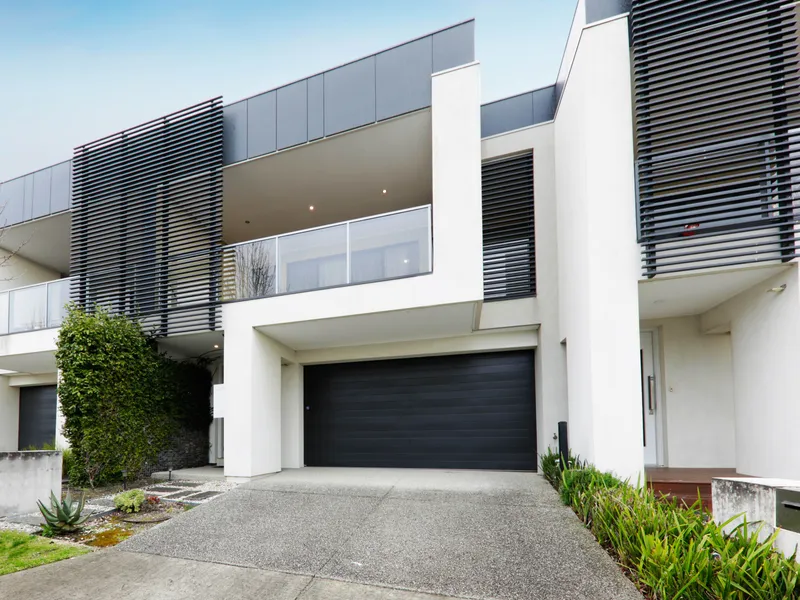 Modern Style Easy Living