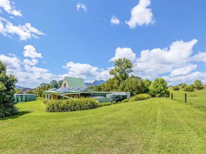 REDUCED!!!     Country Retreat Close to Village