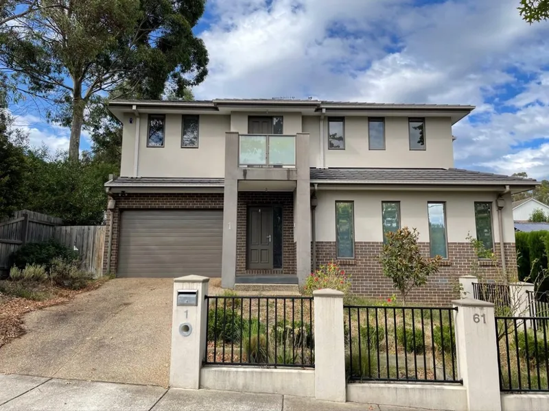 Modern & Low Maintenance 4 Bed, 3 Bath Home