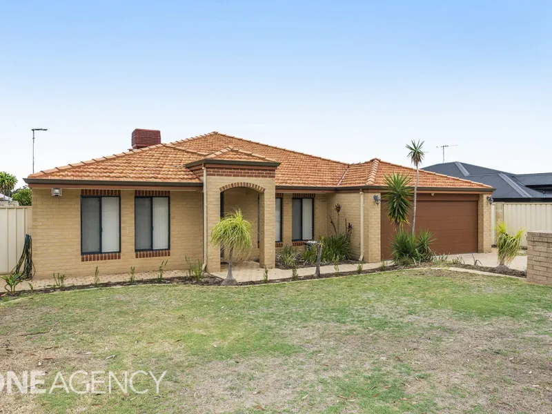 Large family home In Handy Location!
