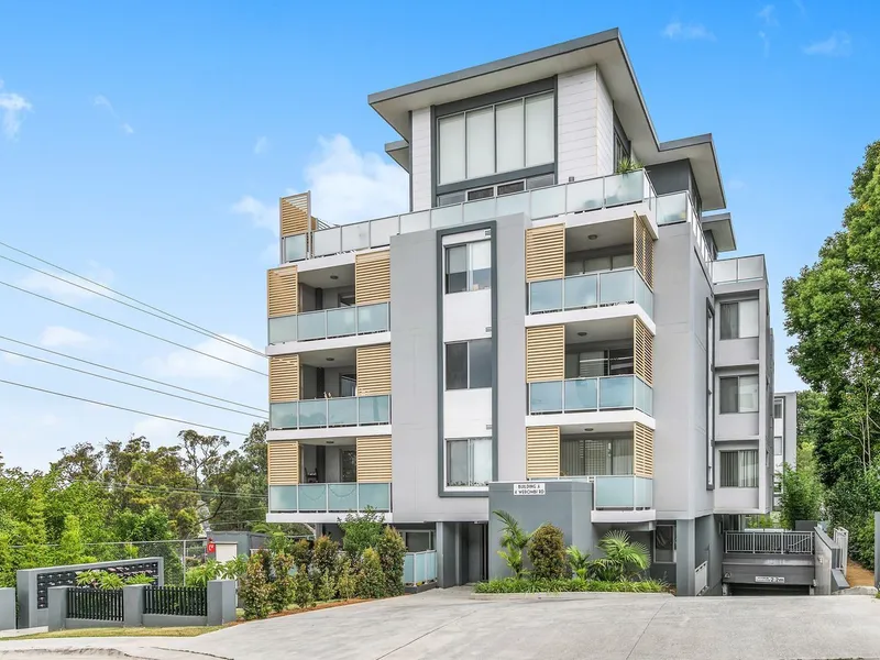 Second floor apartment in near new sought after building