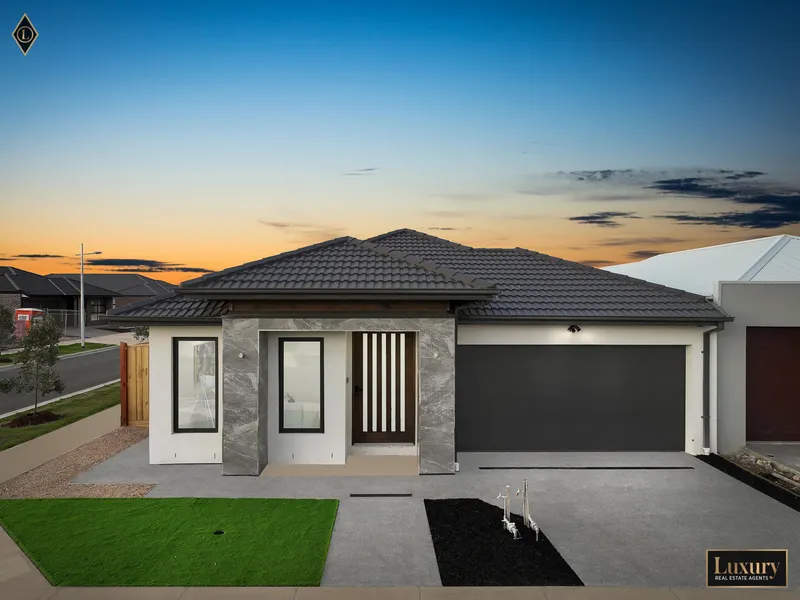 BRAND NEW LUXURY HOME IN TARNEIT