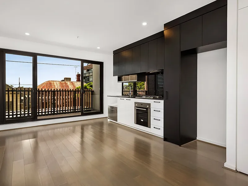 2 Bed , 2 Bath , 1 Car, Balcony