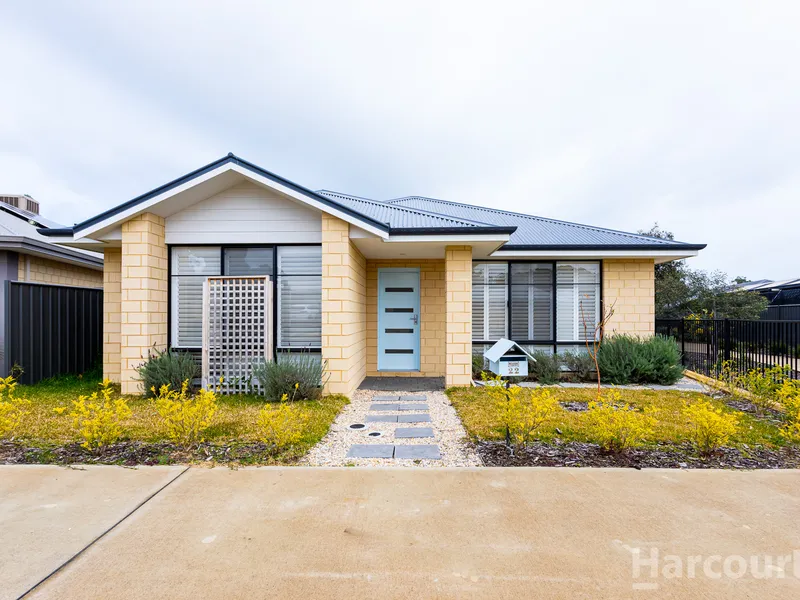 Luxury in Lakelands.