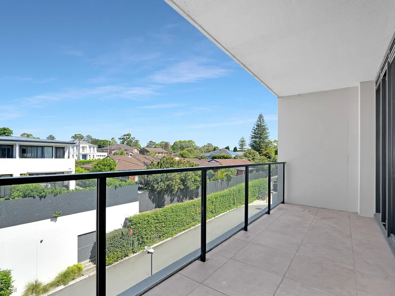 Sunfilled One Bedroom Apartment with Study in Peaceful Locale