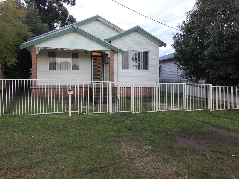 FRESHLY RENOVATED BEAUTY