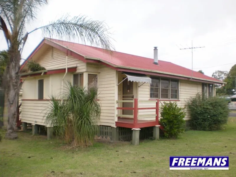 One Street from Kingaroy's CBD School at end of the Street