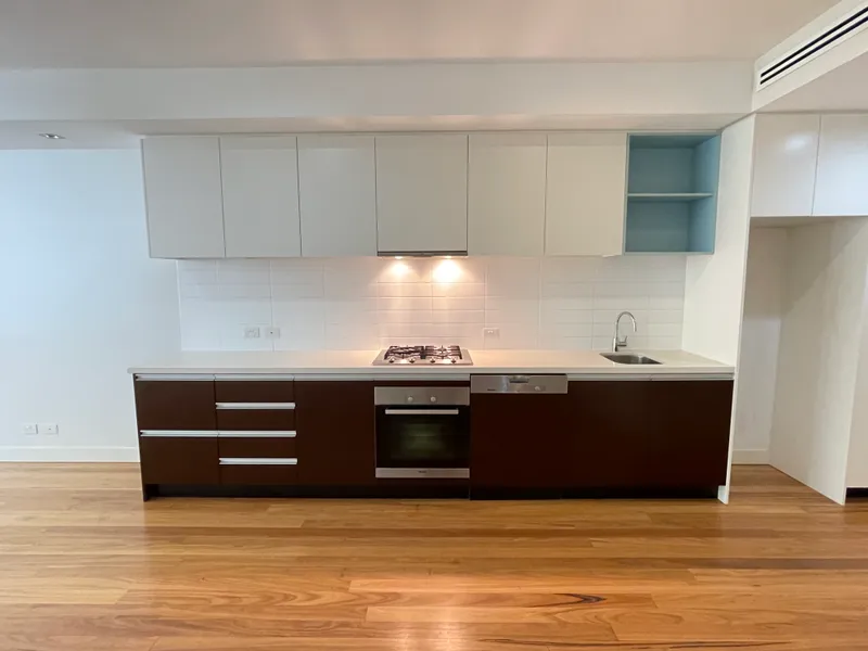 Contemporary apartment in the heart of Neutral Bay