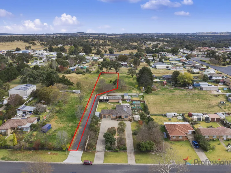 1,853m2 vacant block in a central location