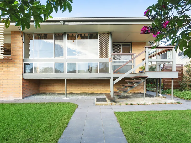Family home with multiple Living plus swimming pool.