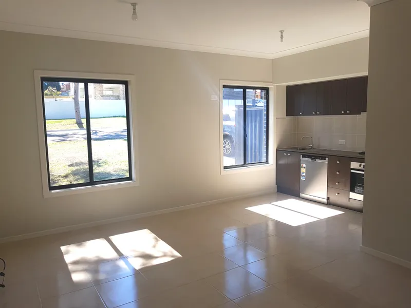 Modern 2 Bedroom Granny Flat in Sought after location