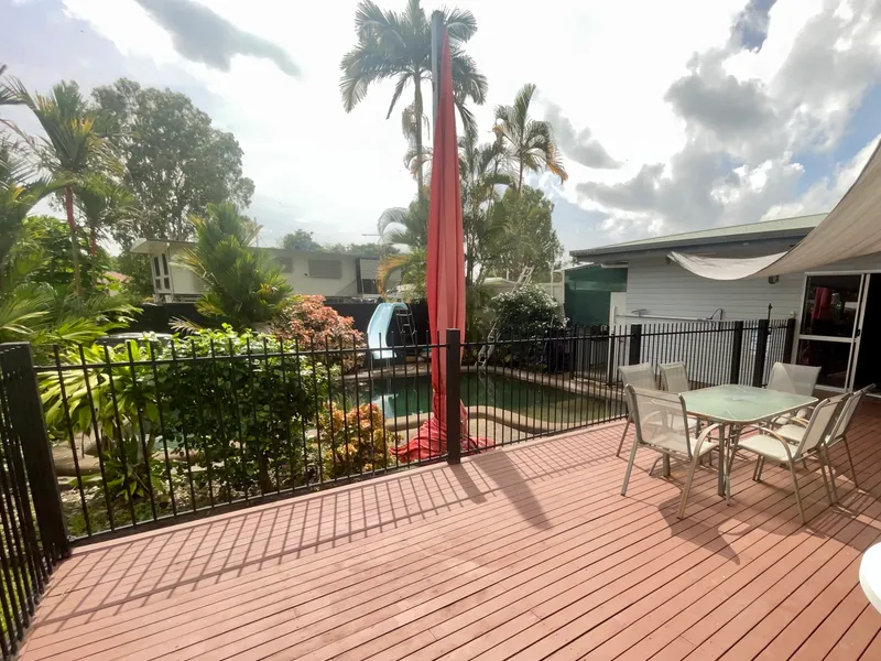 HUGE INVESTMENT POTENTIAL : FAMILY HOME IN CENTRAL MOSSMAN