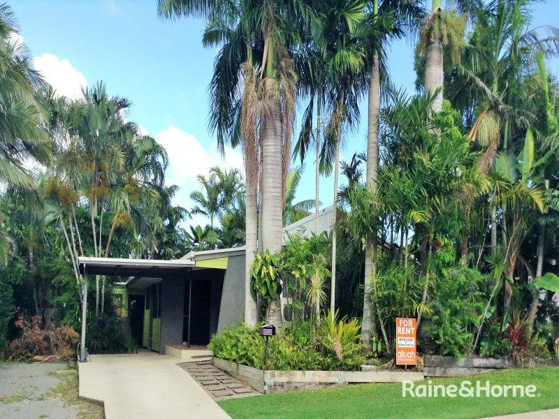 3 bedroom home with in ground pool! BREAK LEASE