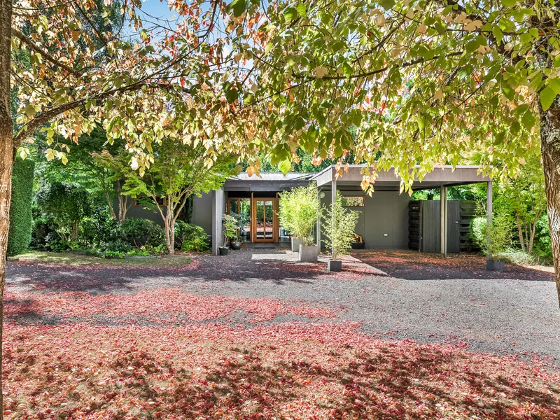 Caprile - a contemporary country home in stunning park-like surrounds